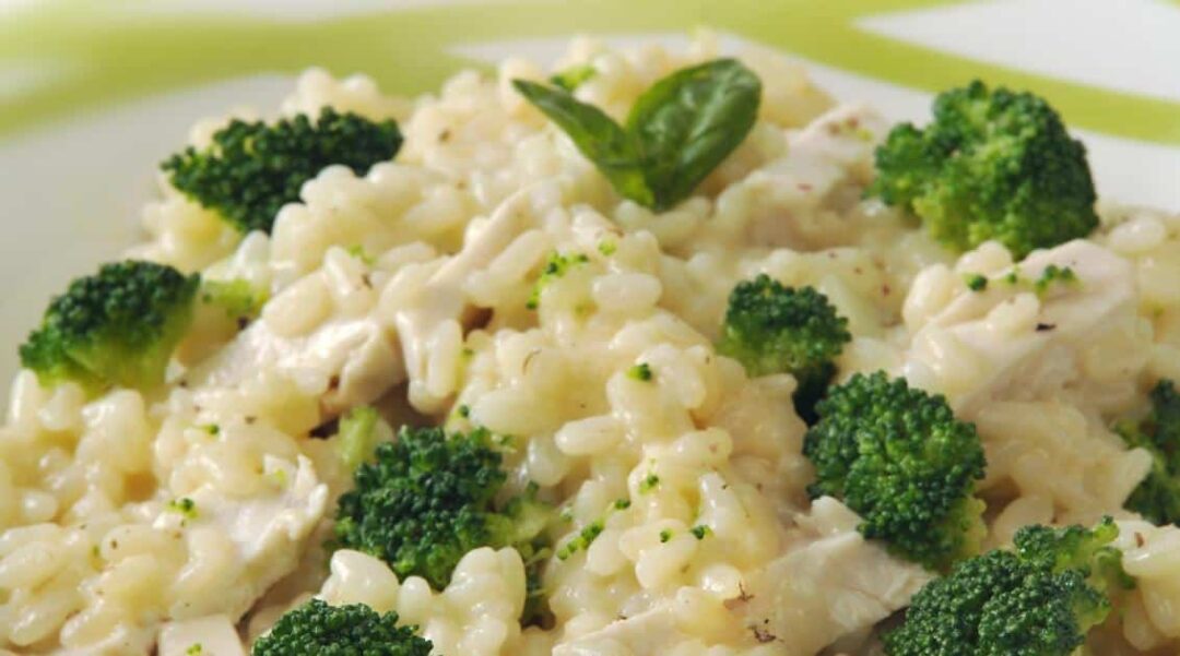 Risotto au poulet et brocoli