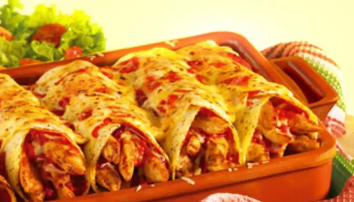 Fajitas au poulet à la salsa gratiné